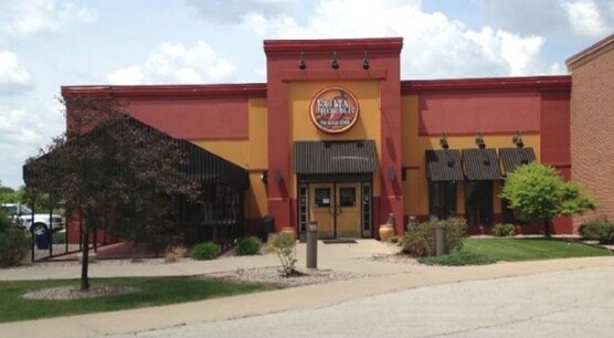 More Photos Of 850 Kepler Dr, Green Bay Restaurant For Sale