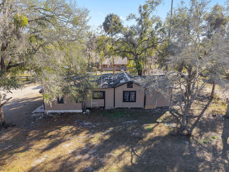 More Photos Of 1007 25th St, Ocala General Retail For Sale