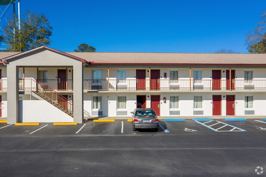 More Photos Of 115 Winningham Rd, Saint George Hotel For Sale