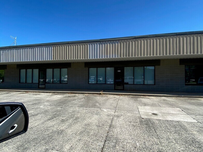 More Photos Of 64 Sailors Dr, Ellijay General Retail For Lease