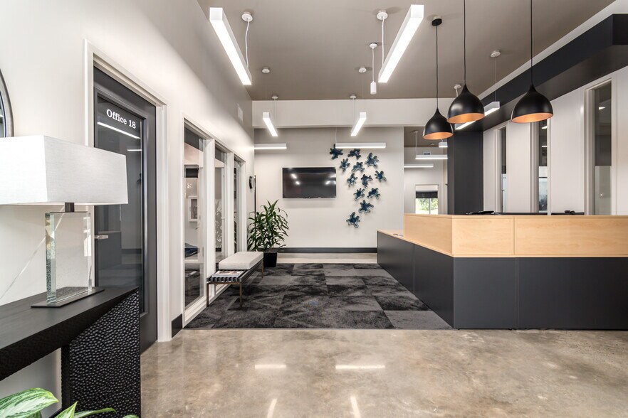 More Photos Of 8221 Ranch Blvd, Little Rock Office Residential For Lease