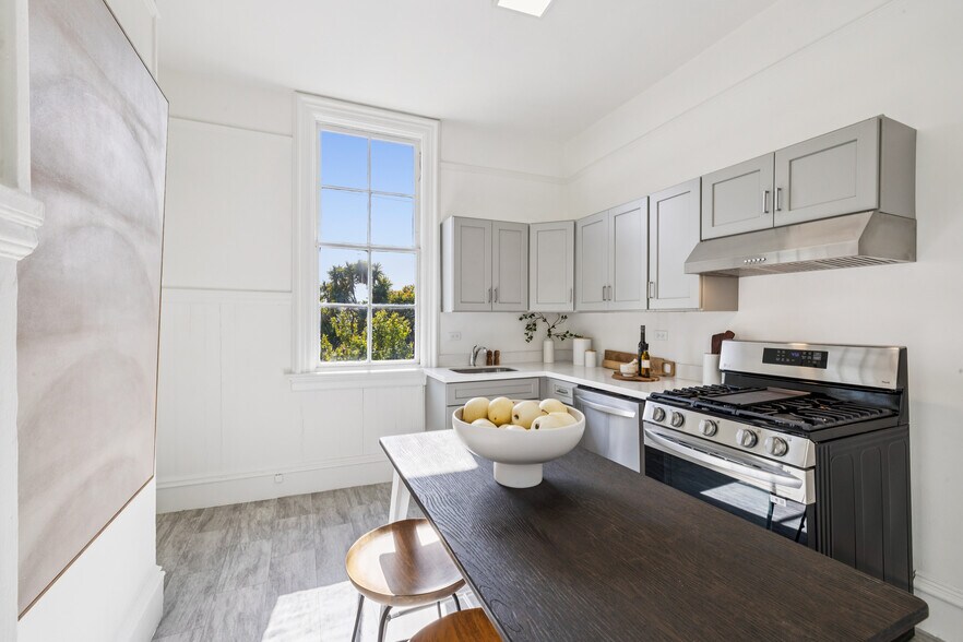More Photos Of 2332-2334 California Street, San Francisco Apartments For Sale