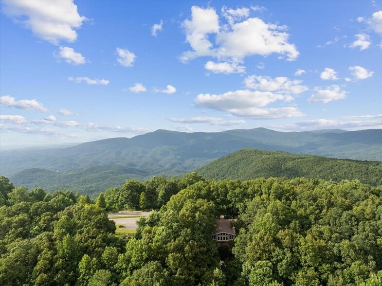 More Photos Of 9420 Hwy 52, Chatsworth Hospitality For Sale