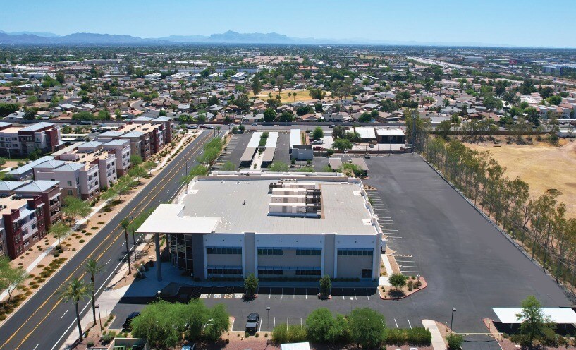 More Photos Of 827 W Grove Ave, Mesa Showroom For Lease