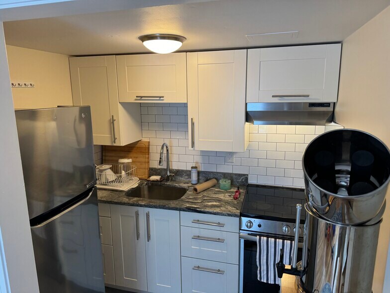 More Photos Of 450 Main St, Chatham Storefront Retail Residential For Sale