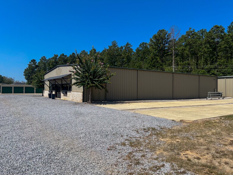 More Photos Of 17246 MS-26, Lucedale Flex For Lease