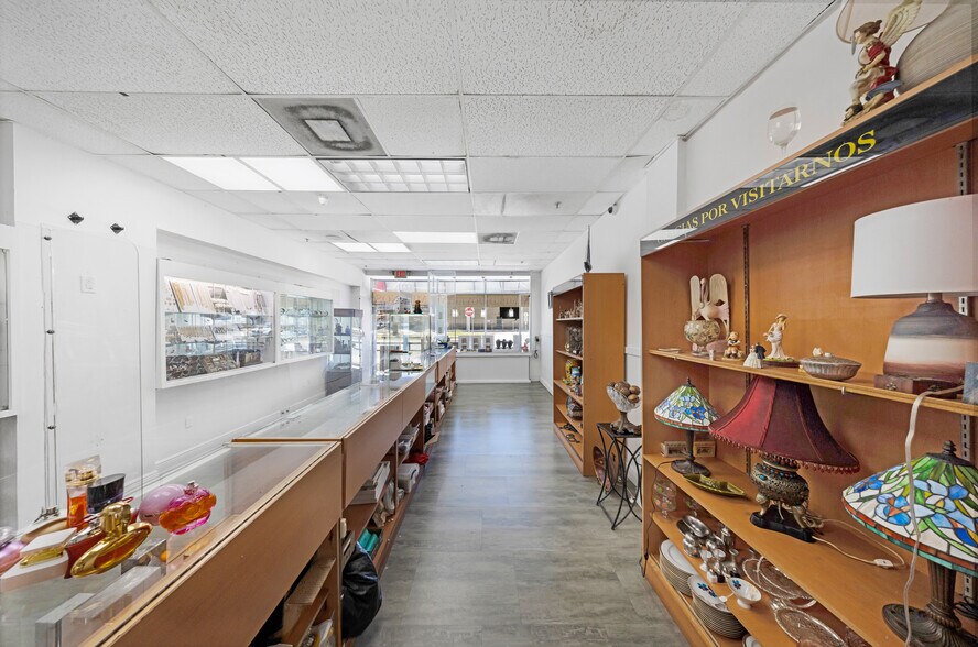 More Photos Of 1201-1223 W Flagler St, Miami Apartments For Lease
