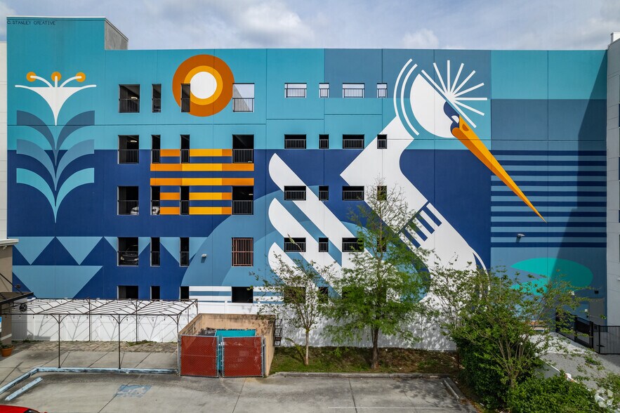 Primary Photo Of 1647 E Colonial Dr, Orlando Apartments For Sale