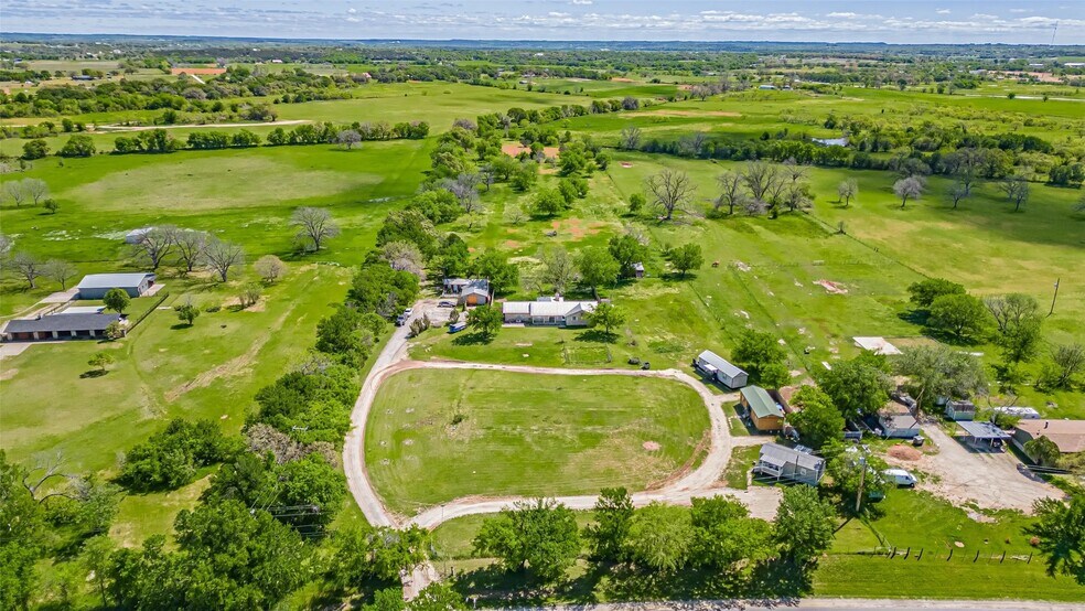 More Photos Of 2546 N Highway 144, Glen Rose Land For Sale