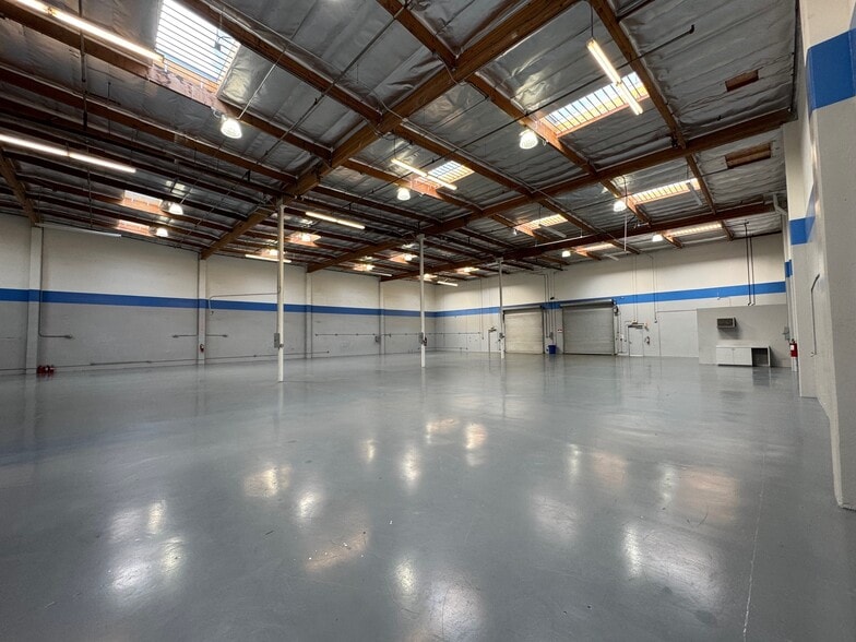 More Photos Of 23141 Arroyo Vista, Rancho Santa Margarita Warehouse For Lease
