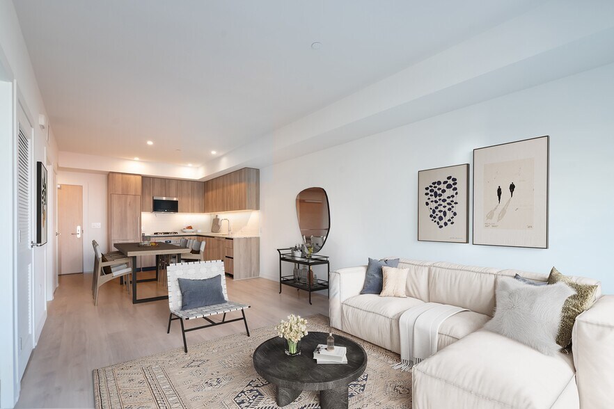 More Photos Of 6933 Santa Monica Blvd, Los Angeles Apartments For Lease