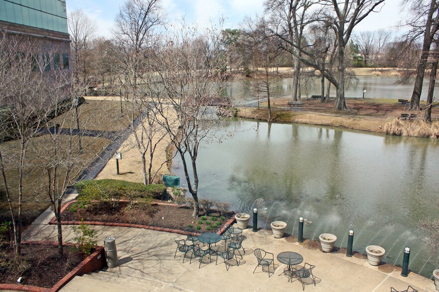 More Photos Of 7130 Goodlett Farms Pky, Cordova Office For Lease