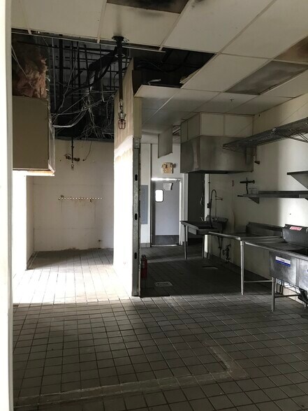 More Photos Of 6011 El Cajon Blvd, San Diego Freestanding For Sale