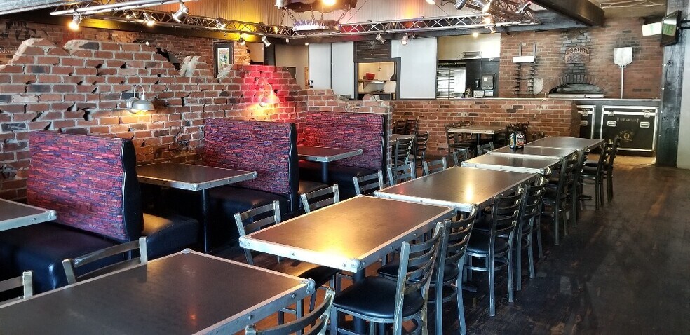 More Photos Of 4010 196th St SW, Lynnwood Restaurant For Sale