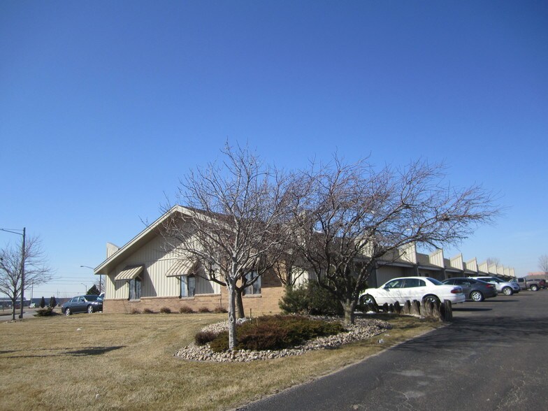 More Photos Of 2550 N Diers Ave, Grand Island Office For Lease
