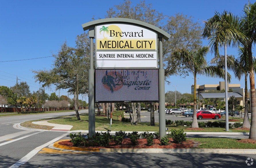 More Photos Of 6555 N Wickham Rd, Melbourne Office For Lease