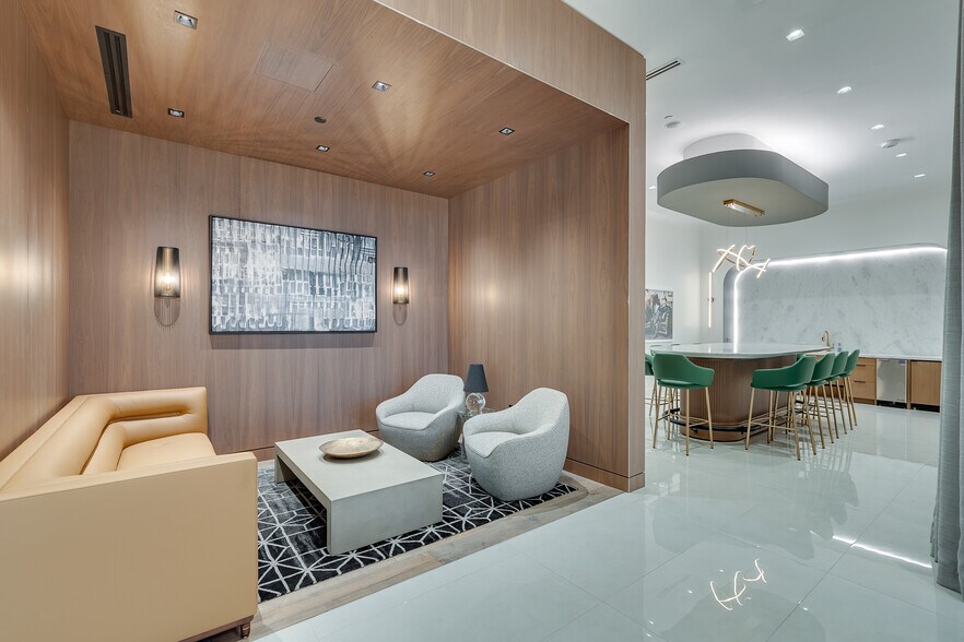 More Photos Of 13155 Noel Rd, Dallas Office For Lease