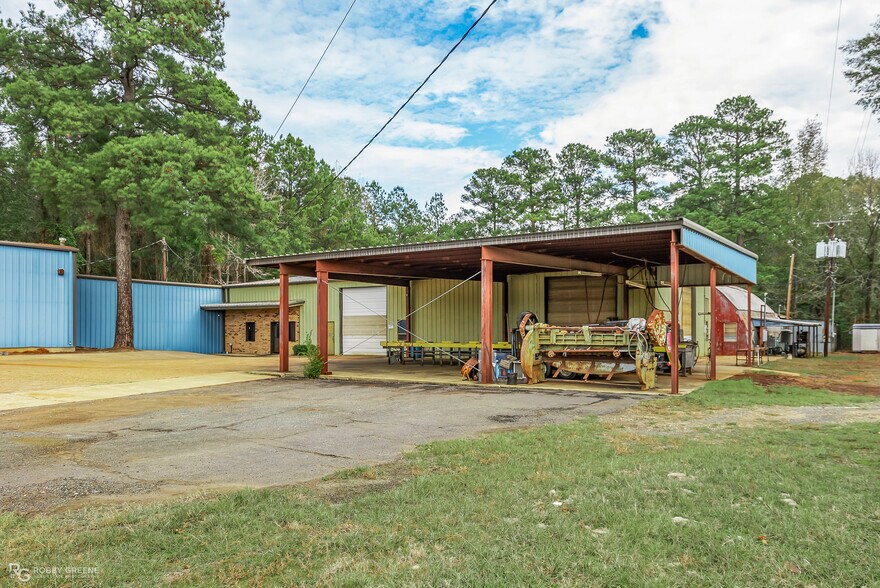 More Photos Of 1326 East St, Minden Industrial For Sale
