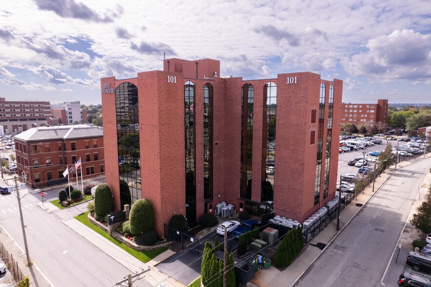 More Photos Of 101 Plain St, Providence Medical For Lease