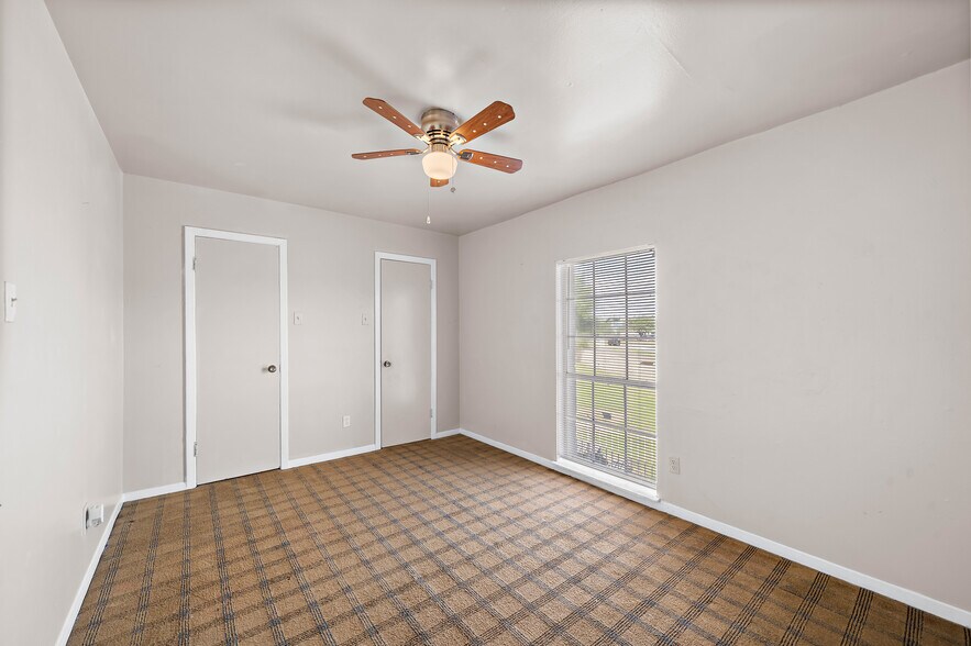 More Photos Of 2323 Burke, Pasadena Apartments For Sale