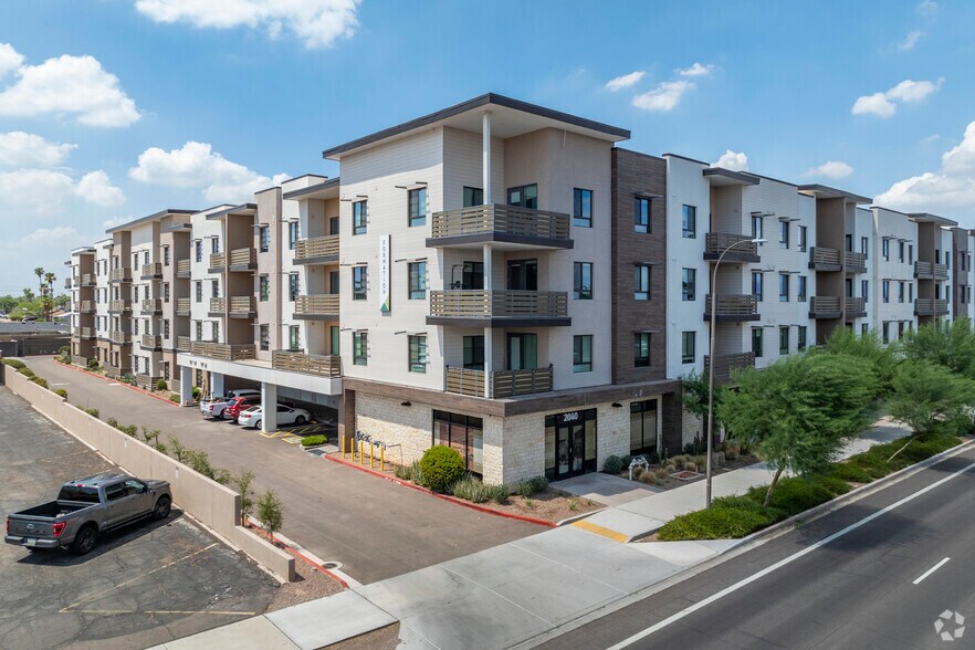 Primary Photo Of 2040-2060 N Scottsdale Rd, Scottsdale Apartments For Lease