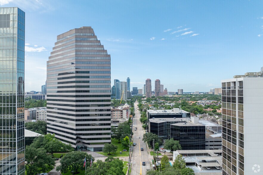 More Photos Of 5005 Riverway Dr, Houston Office For Lease