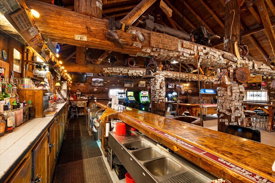 More Photos Of 7000 Graves Creek Rd, Lolo Bar For Sale