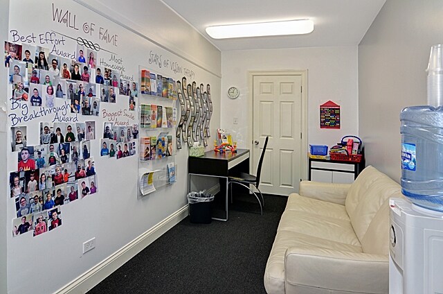 More Photos Of 103 E Ogden Ave, Clarendon Hills Office For Sale