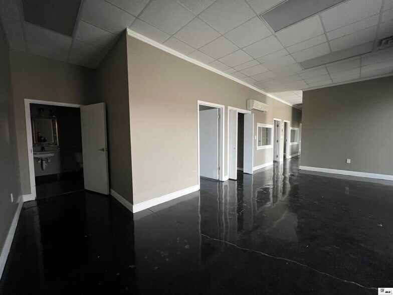 More Photos Of 5324 Cypress St, West Monroe Medical For Lease