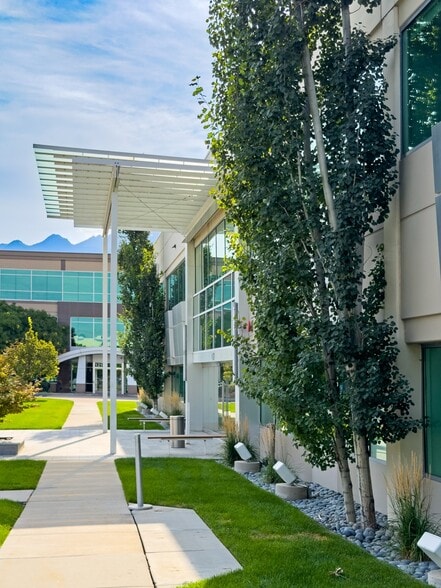 More Photos Of 147 W Election Rd, Draper Office For Sale