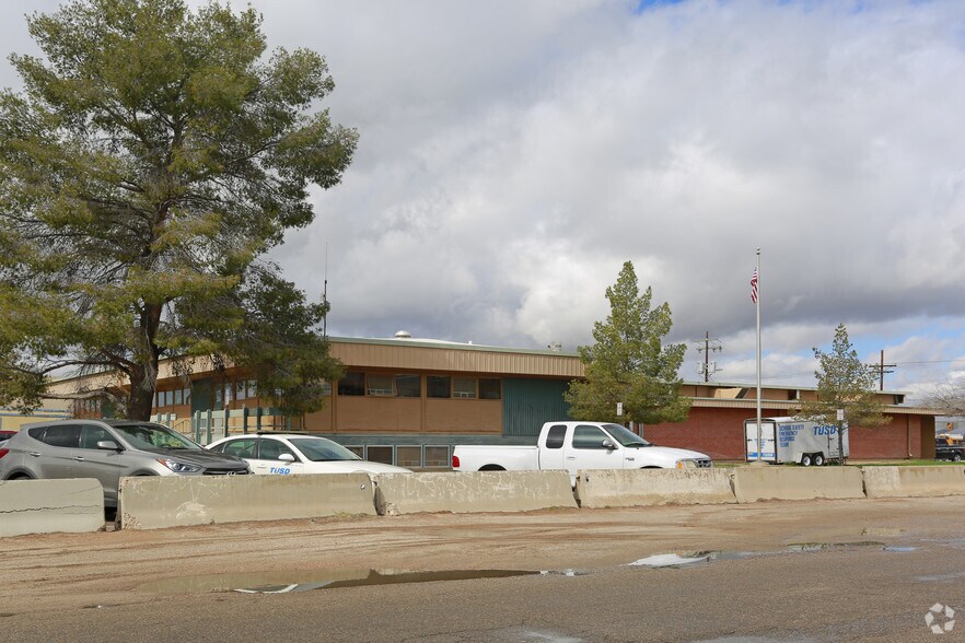 Primary Photo Of 606 S Plumer Ave, Tucson Office For Sale