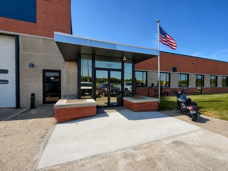 More Photos Of 616 New York Ave, Des Moines Industrial For Sale