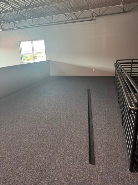 More Photos Of 2512 W Pecan St, Pflugerville General Retail For Lease