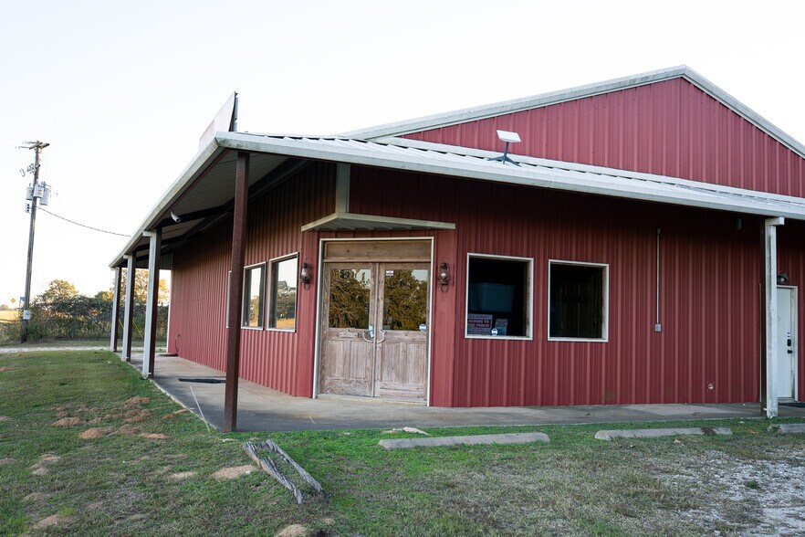 More Photos Of 13637 US Highway 287 N, Grapeland Food Processing For Sale