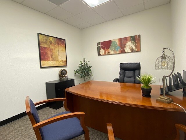 More Photos Of 16776 Bernardo Center Dr, San Diego Coworking Space