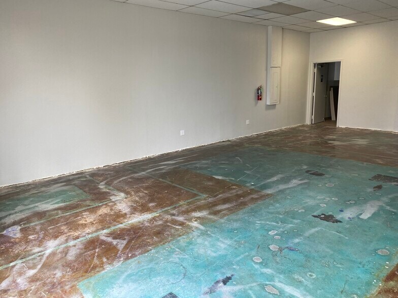 More Photos Of 1364-1370 E Santa Clara St, San Jose Storefront Retail Office For Lease