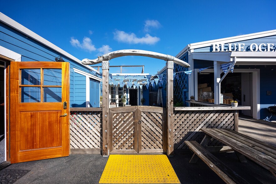 More Photos Of 313-323 Princeton Ave, Half Moon Bay Service For Lease