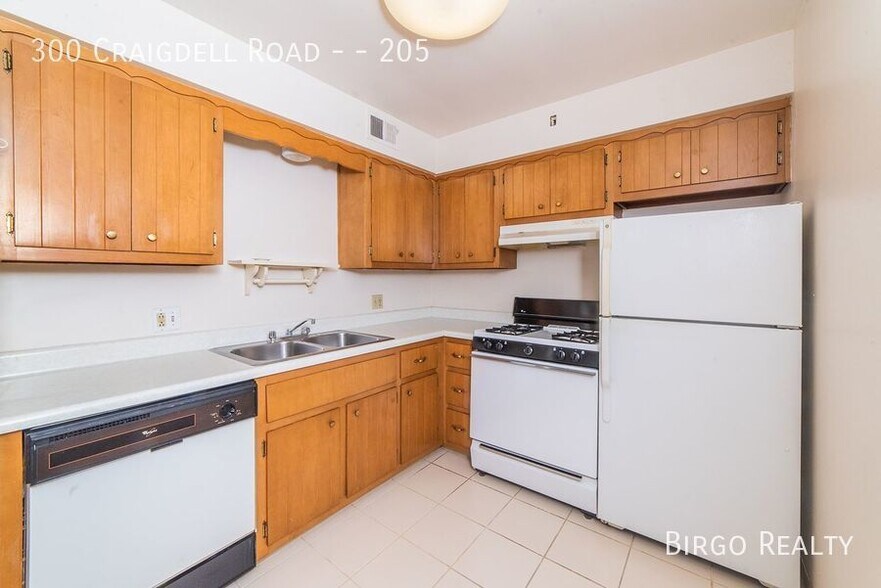 More Photos Of 300 Craigdell Rd, New Kensington Apartments For Sale