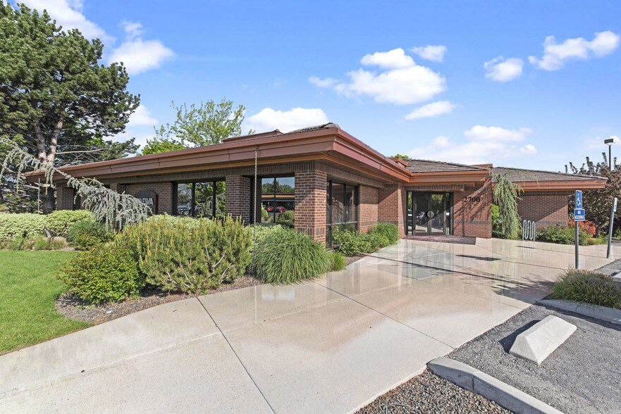 More Photos Of 2700 Airport Way, Boise Medical For Sale