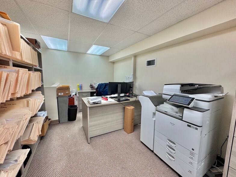 More Photos Of 215-15 Northern Blvd, Bayside Storefront Retail Office For Lease