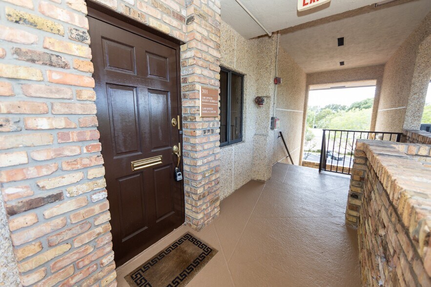 More Photos Of 300 NW 70th Ave, Plantation Medical For Lease