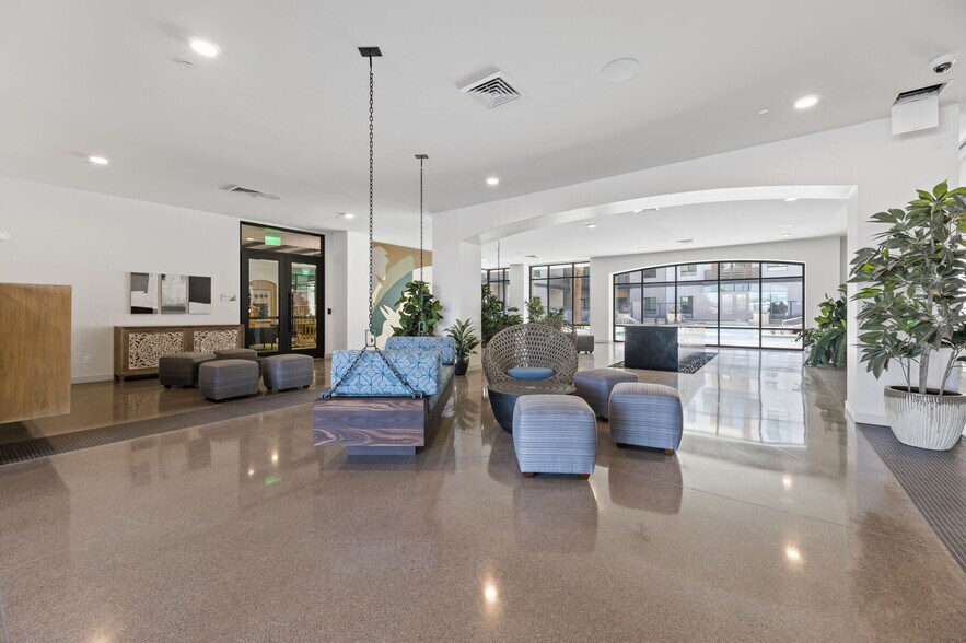 More Photos Of 2040-2060 N Scottsdale Rd, Scottsdale Apartments For Lease