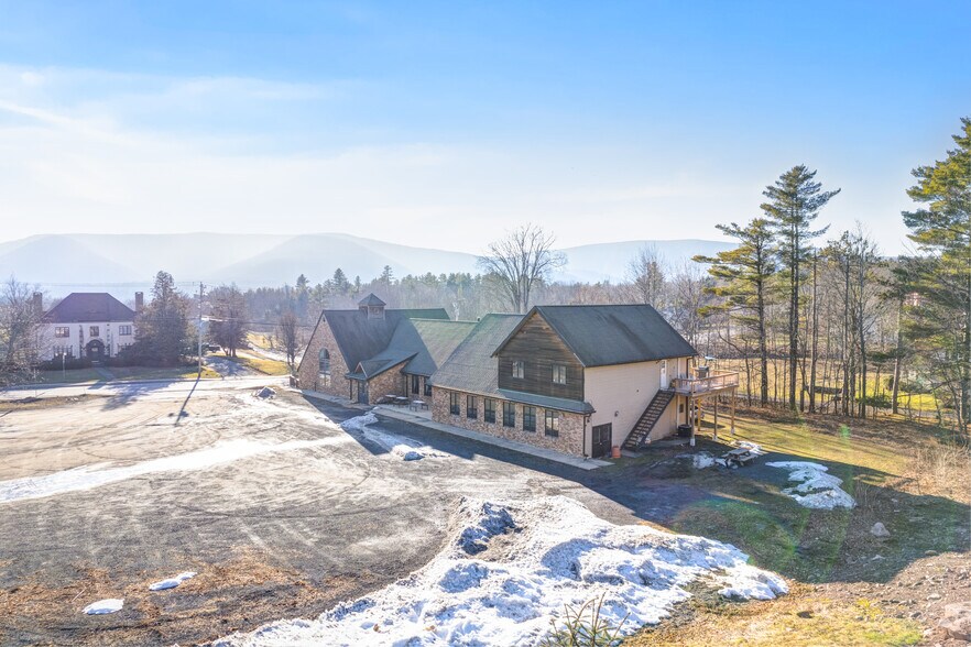 More Photos Of 6254 Main St, Tannersville Restaurant For Sale