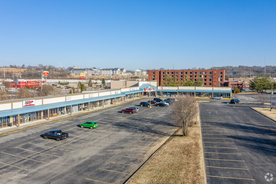 More Photos Of 2416 Music Valley Dr, Nashville Storefront Retail Office For Lease