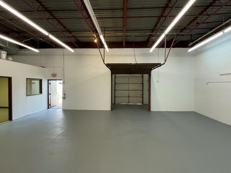 More Photos Of 3420 W Spencer St, Appleton Warehouse For Lease