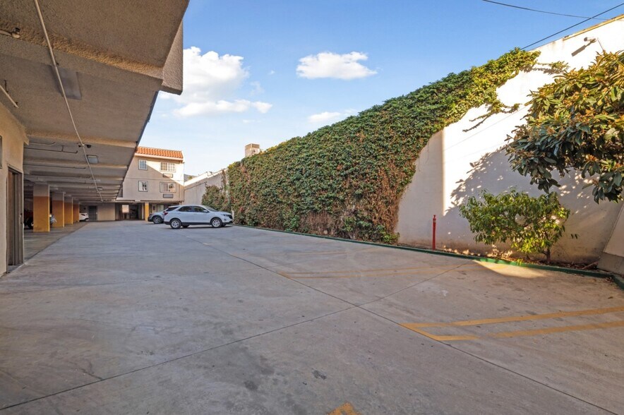 More Photos Of 2156 E Colorado Blvd, Pasadena Hotel For Sale