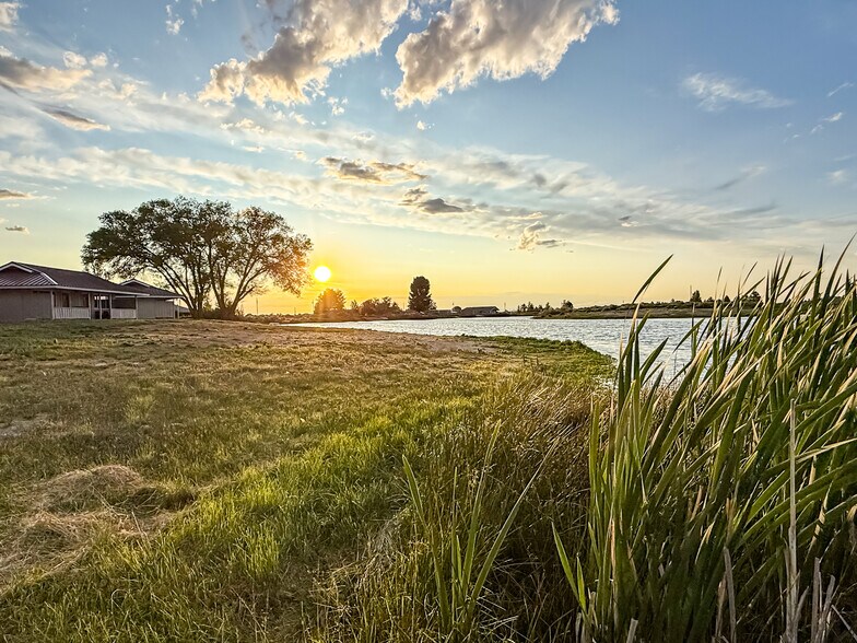 More Photos Of 87275 County Hwy 9-28, Christmas Valley Hotel For Sale