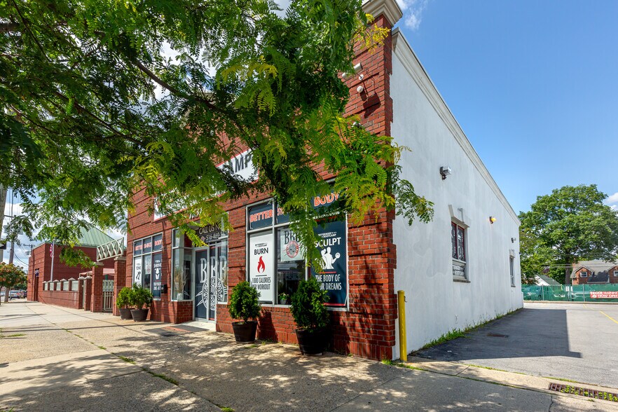 More Photos Of 1619-1631 Jericho Tpke, New Hyde Park Daycare Center For Sale