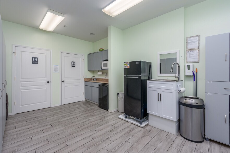 More Photos Of 1765 E Villa Dr, Cottonwood Office For Sale