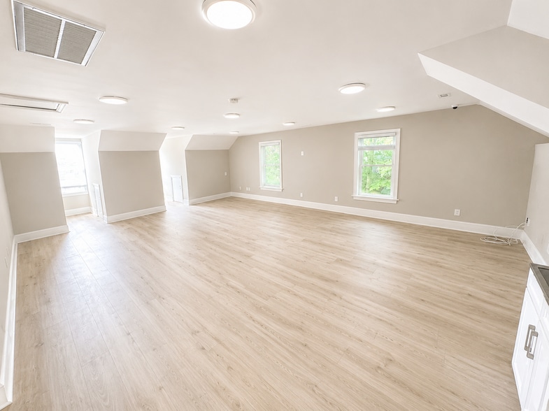 More Photos Of 3747-3749 Benson Dr, Raleigh Office Residential For Lease